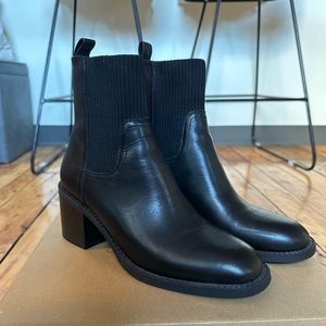 Brand New Steve Madden Admire Black Leather Boot